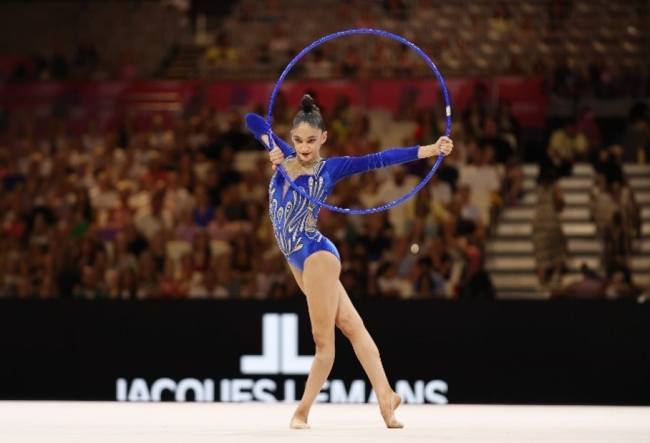Gimnasta azerbaiyana Fidan Gurbanli en el Mundial de gimnasia rítmica de Fráncfort