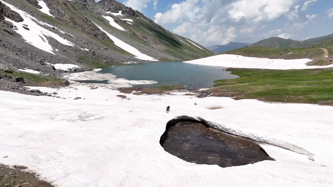Lago Goygol, Ordubad, Azerbaiyán