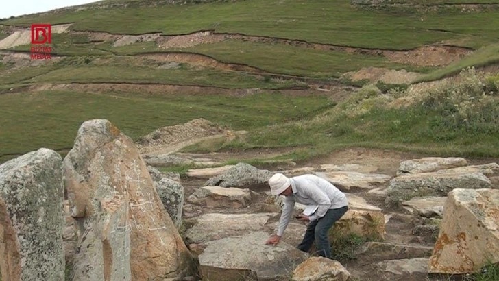 Excavaciones arqueológicas en el necrópolis de Harhar