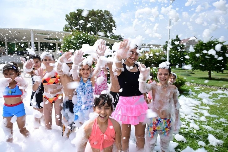 Actividad infantil del Fondo Heydar Aliyev