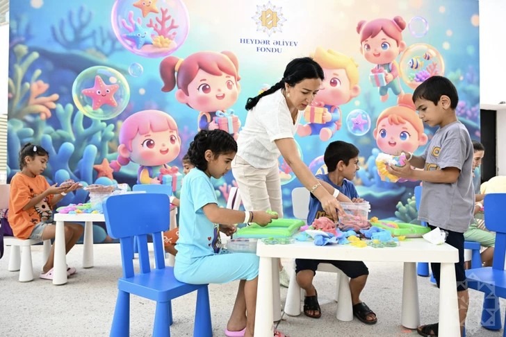 Actividad infantil del Fondo Heydar Aliyev