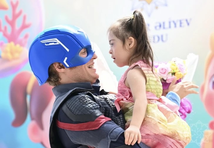 Actividad infantil del Fondo Heydar Aliyev