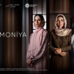 Cartel del documental azerbaiyano Armonía (Harmoniya), con tres mujeres veladas como protagonistas visuales